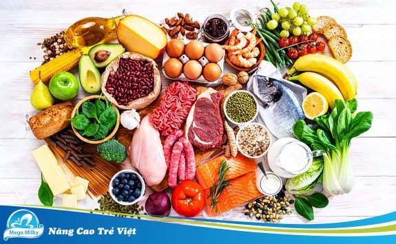 CÁC NHÓM CHẤT DINH DƯỠNG CẦN THIẾT CHO BÉ